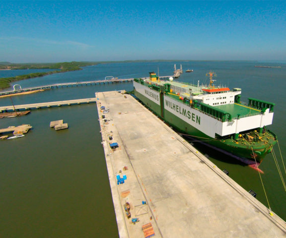 Bahía Port, Colombia